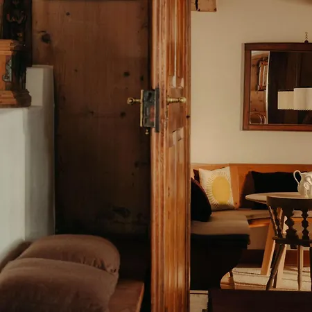 Sandbur Walserhaus Guest house